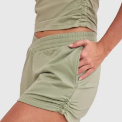 Chill V Front Short - Khaki