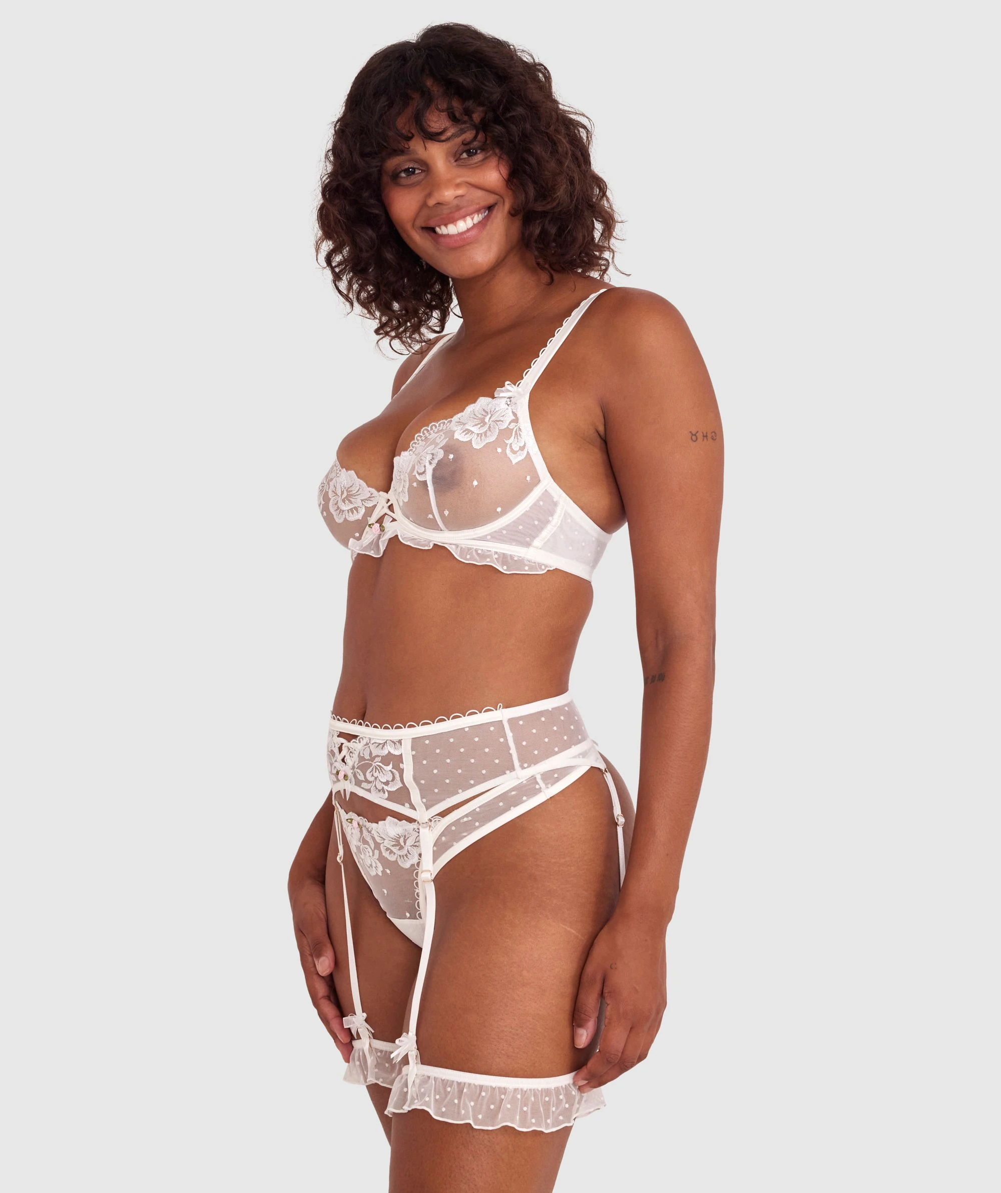 Enchanted Blooms Of Lisse Suspender - Ivory 3 Enchanted Blooms Of Lisse Suspender - Ivory - Image 3