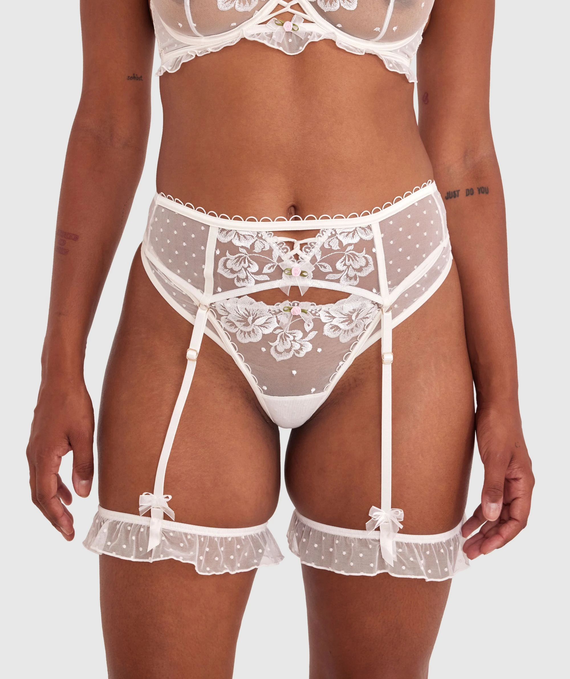 Enchanted Blooms Of Lisse Suspender - Ivory 1 Enchanted Blooms Of Lisse Suspender - Ivory
