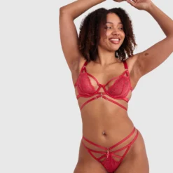 Night Games Bleeding Hearts Soft Cup & Mini V Set - Red