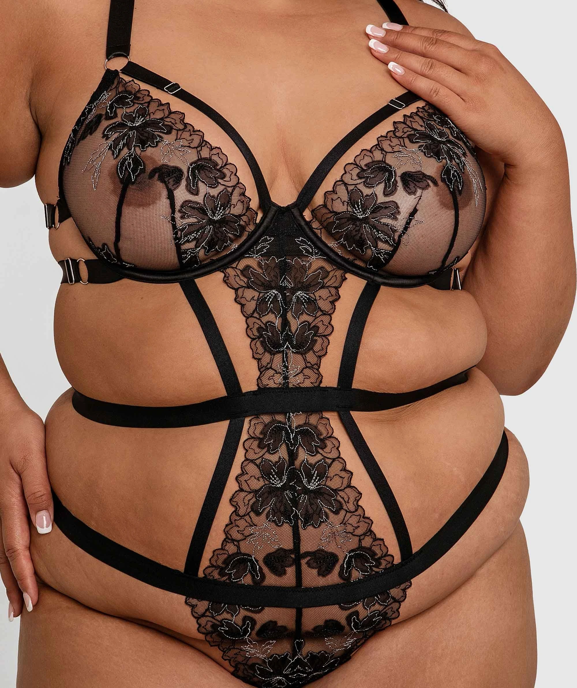 Night Games Empowered Underwire Bodysuit - Black 4 Night Games Empowered Underwire Bodysuit - Black - Image 4