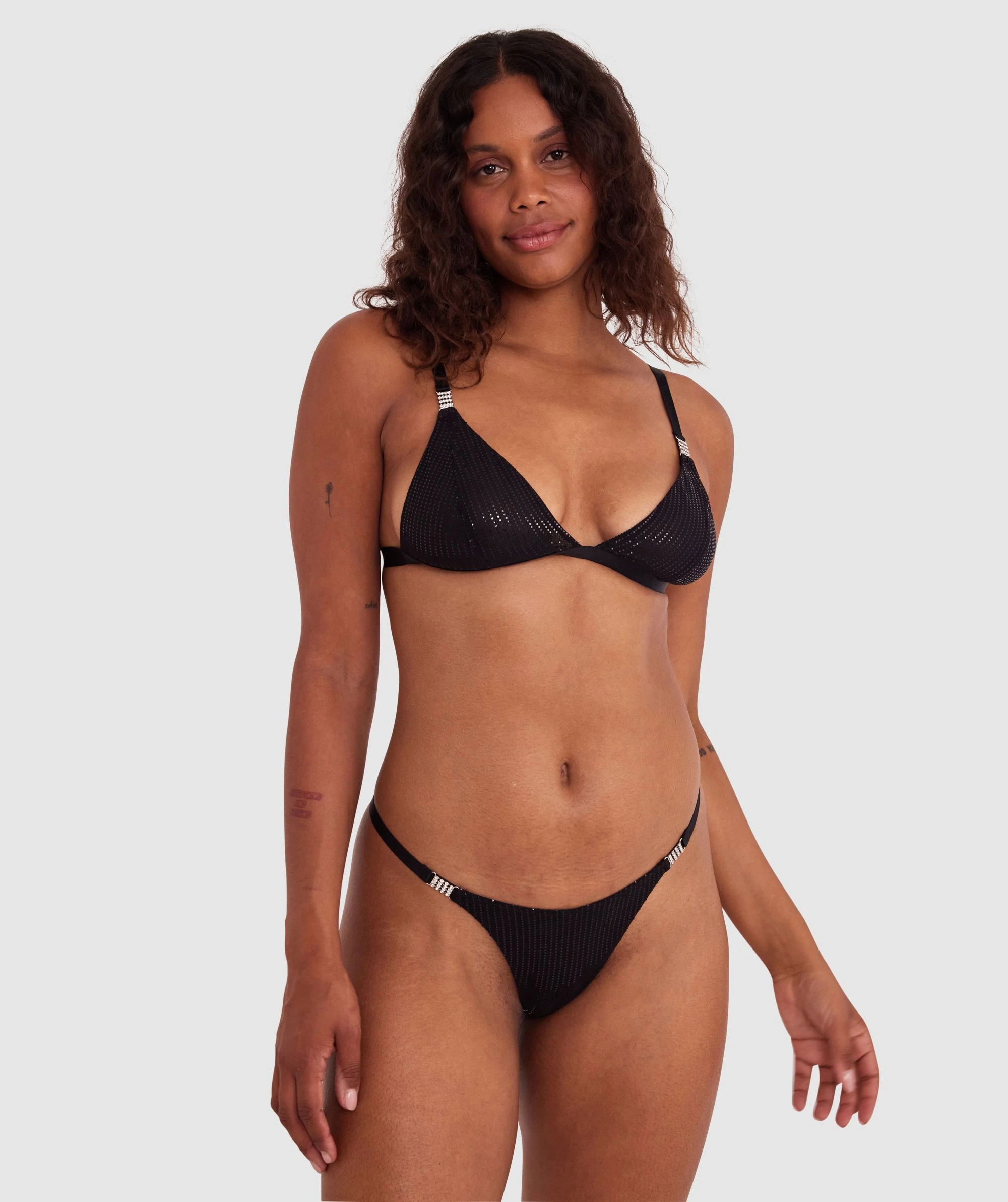 Night Games Glow Up Soft Cup & Mini V Set - Black 3 Night Games Glow Up Soft Cup & Mini V Set - Black - Image 3