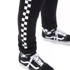 VANS BOYS BASIC CHECK LOGO FLEECE PANT (8-14 YEARS) -brasnthings shop vans pantaloni felpati bambino basic check logo 8 14 anni 2
